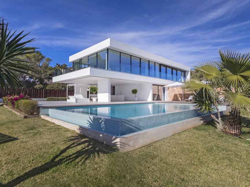 Mantenimiento de jardines y piscinas